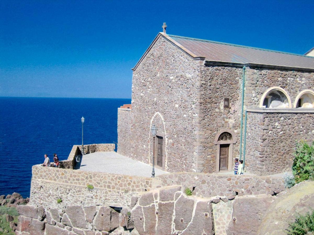 Apartament Lucia 150Mt From Beach Castelsardo Exterior photo
