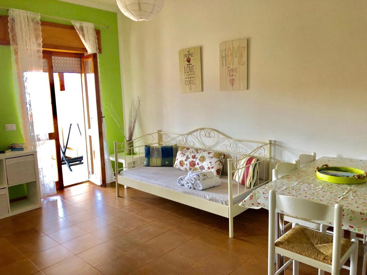Apartament Lucia 150Mt From Beach Castelsardo Exterior photo